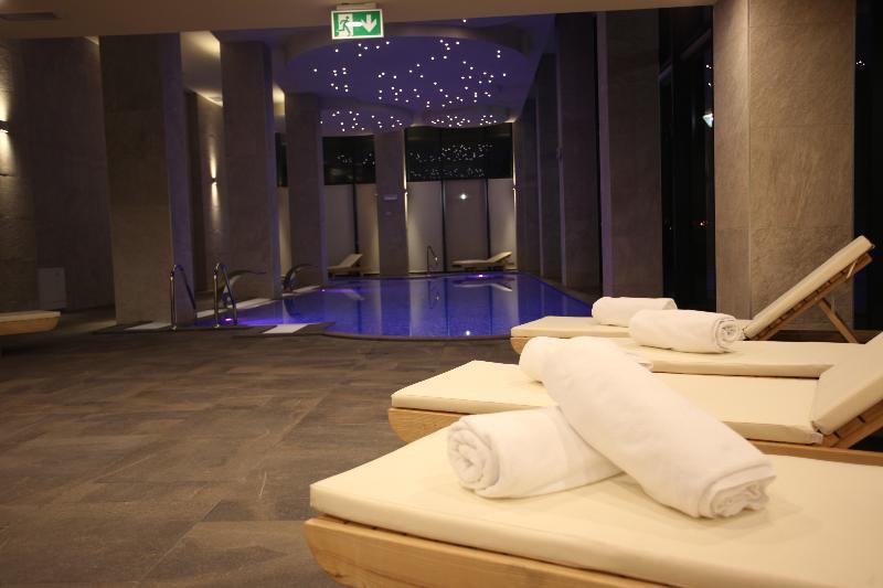 Malak Apartments Сараево Екстериор снимка