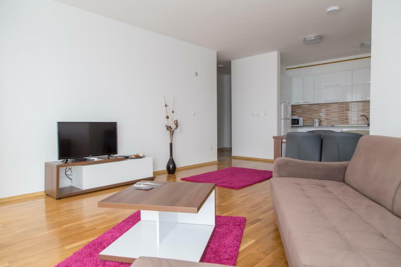 Malak Apartments Сараево Екстериор снимка