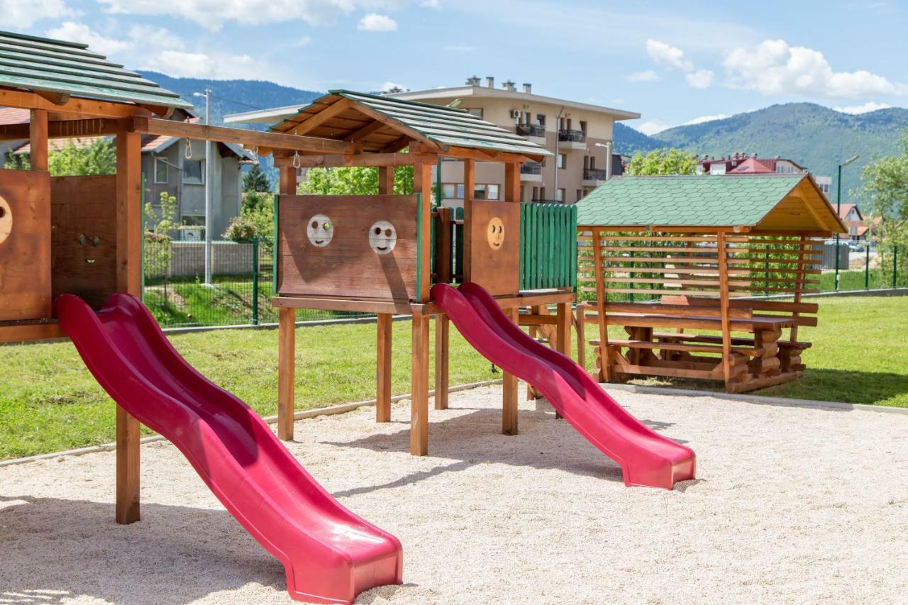 Malak Apartments Сараево Екстериор снимка